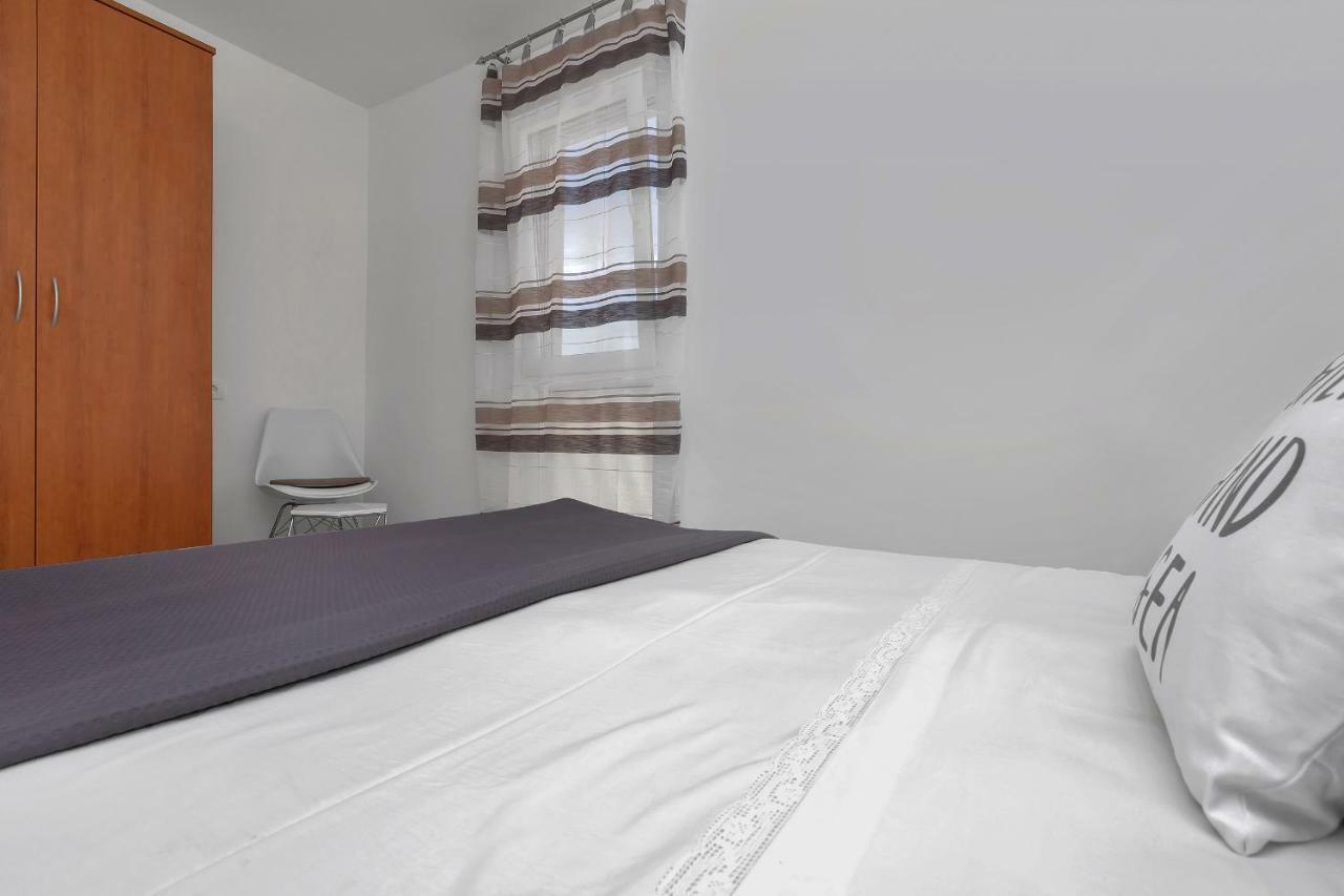 Apartment Kate Podgora Luaran gambar